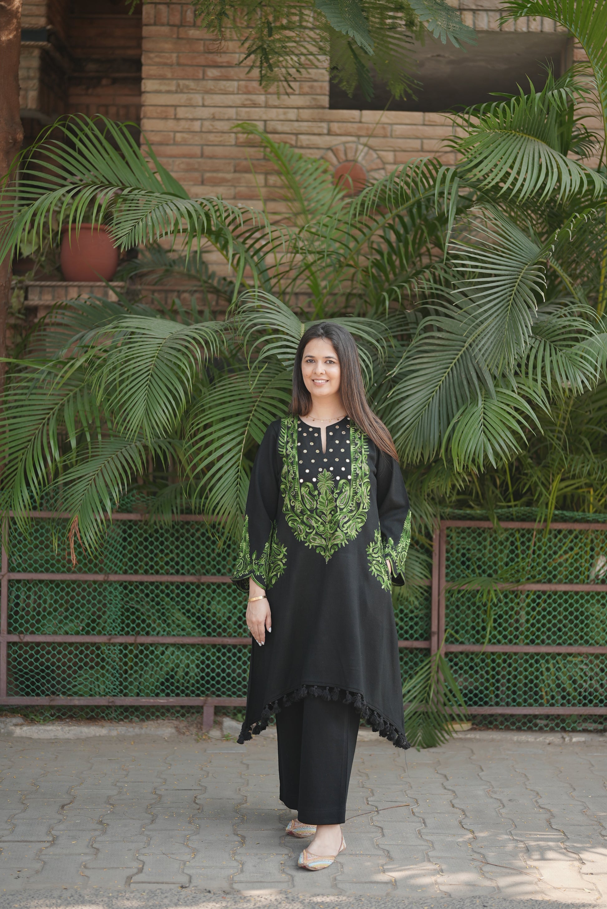 Noir Emerald Elegance Set