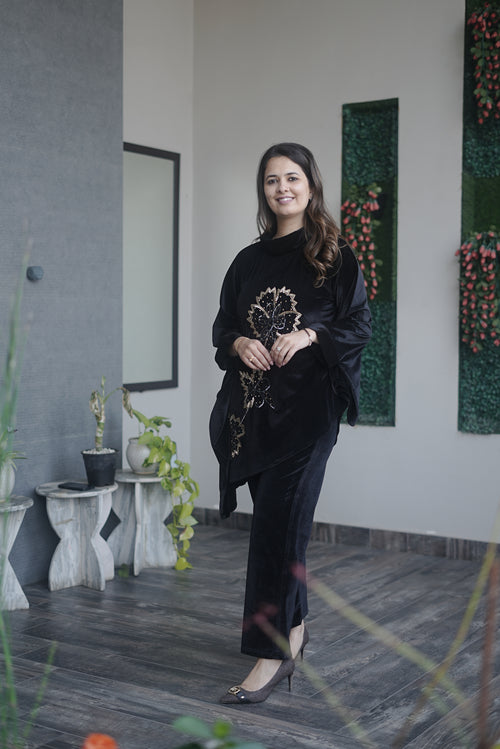 Black bloom coord set