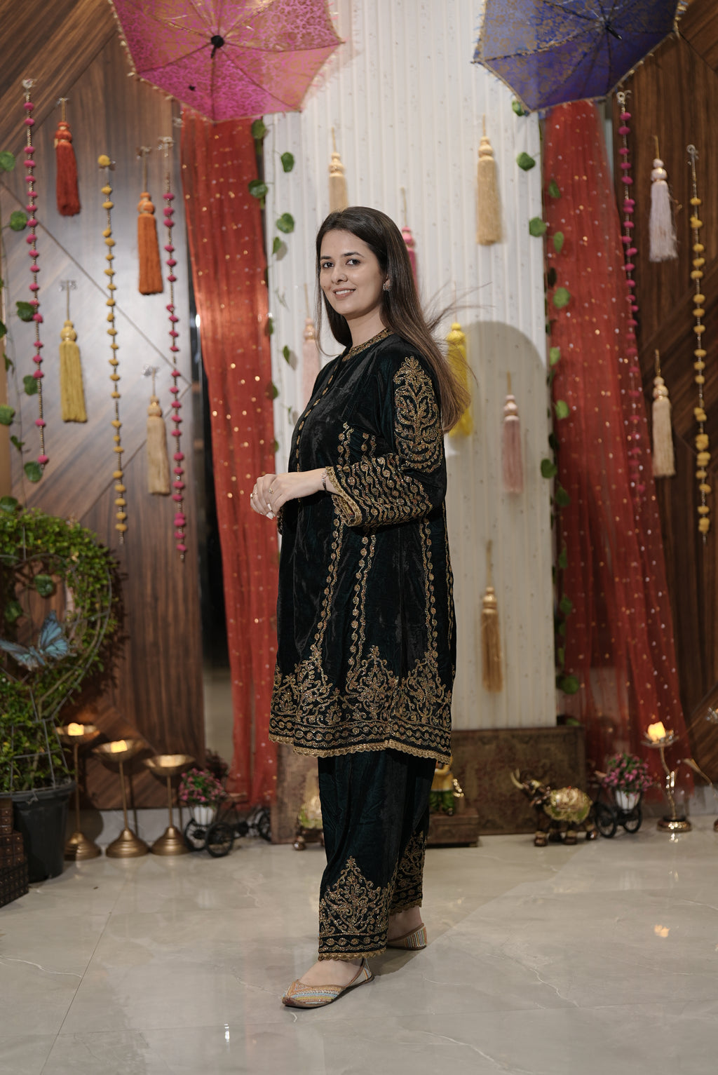 Bottle green kurta set